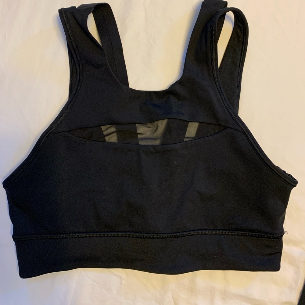 Lululemon Sports Bra - black size 6